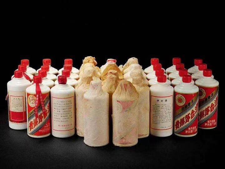 宿城日照岚山回收酒价格哪里回收(附近上门回收茅台酒）?